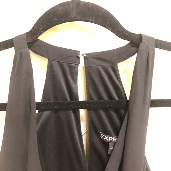 Express Deep V Neck Romper Black - Picture 9 of 15